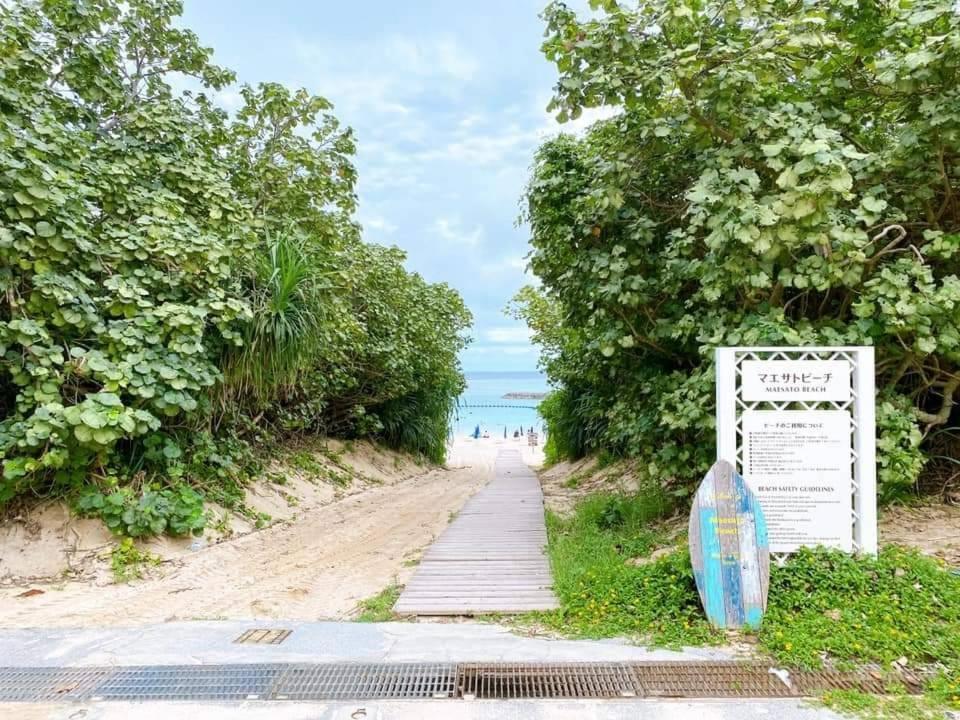 Ch Maezato Hotel Ishigaki  Екстериор снимка